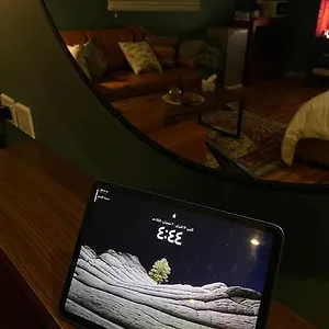 استديو بتصميم كلاسيكي أنيق ودخول ذاتي شقة الرياض