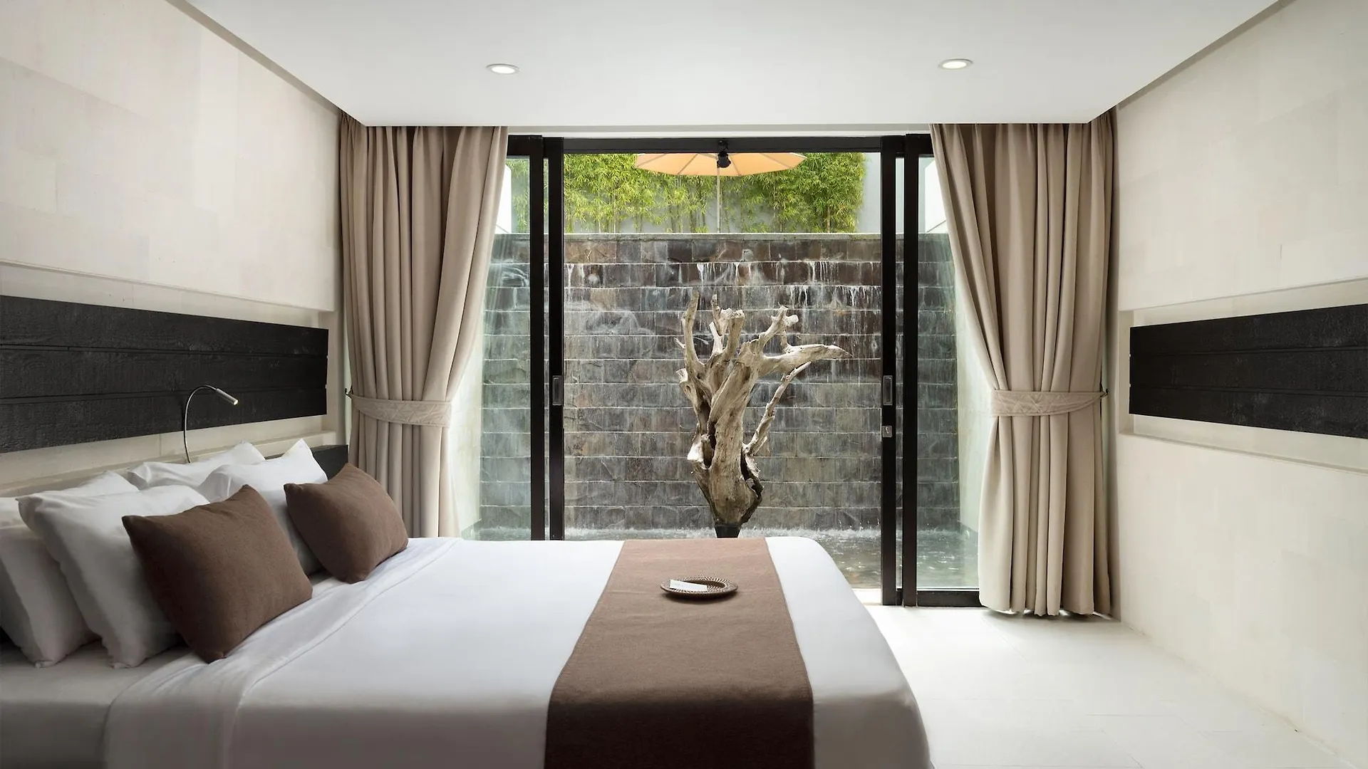 Equilibria Seminyak Villa Indonesië